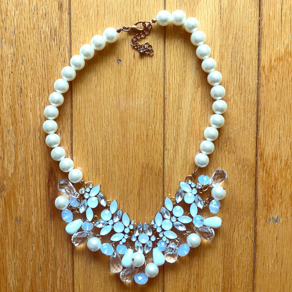 Vintage Style Pearl Necklace